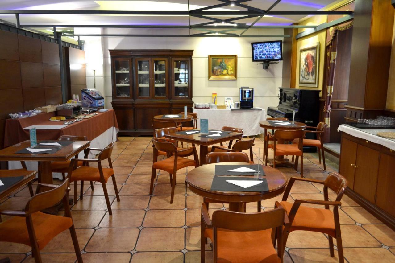 Hotel Alda El Suizo フェロル エクステリア 写真