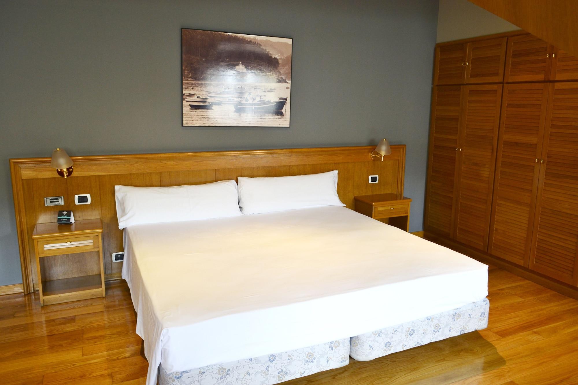 Hotel Alda El Suizo フェロル エクステリア 写真