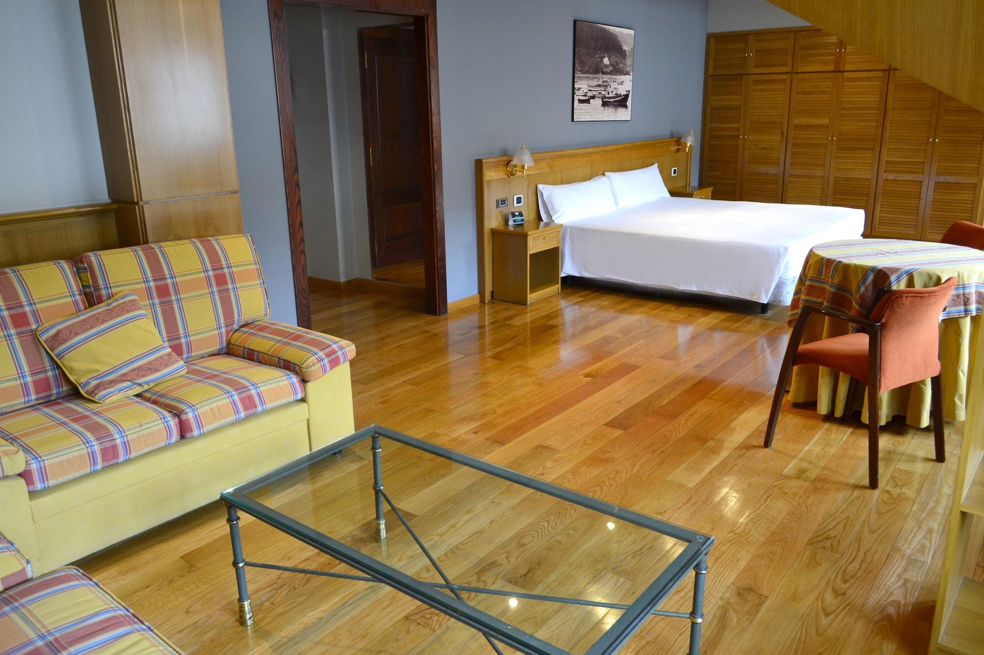 Hotel Alda El Suizo フェロル エクステリア 写真